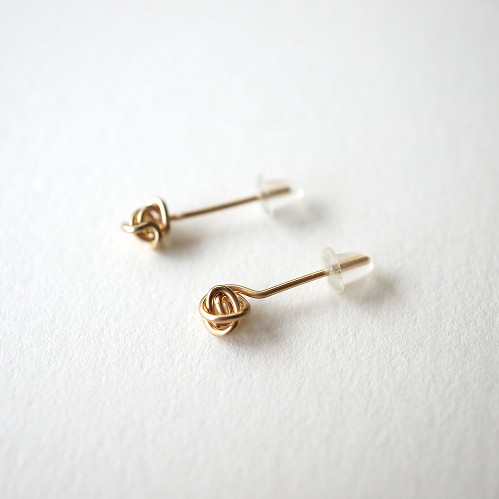 Crumple pierce 14kgf ピアス